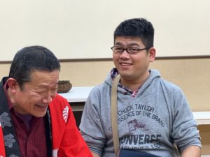 伸ちゃんと社長のシーン