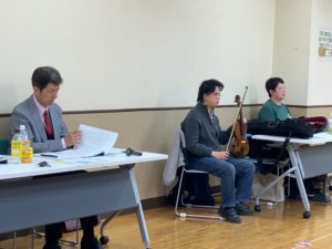 通し稽古開始前の、団長、カブちゃん、アマティー