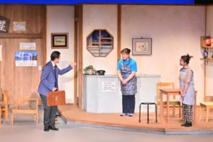 木島、山下、美保。