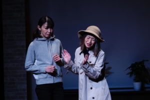 舞台写真　惠津・智代（回想シーン）