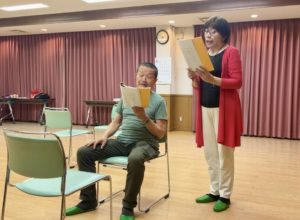 ふたりのゆめ　音楽事務所社長役堀越さんと、マネージャー役溝口さんの稽古